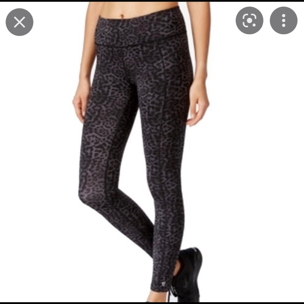Betsey Johnson leopard print leggings SIZE Small